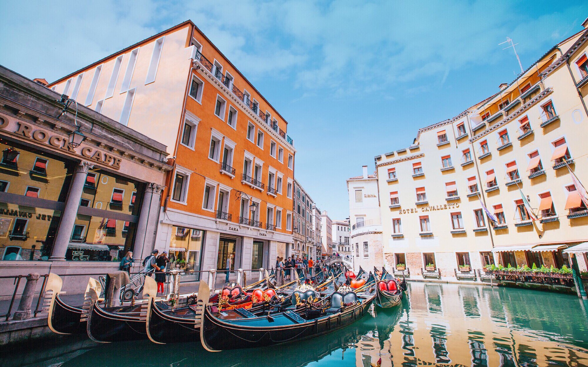 贡多拉游船之旅