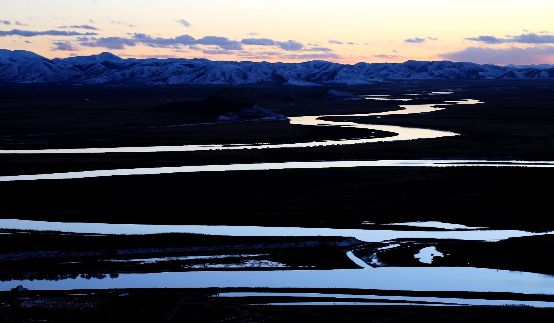 黄河九曲第一湾