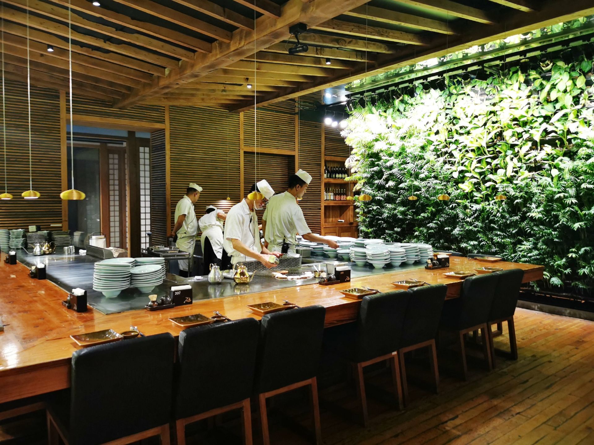 万岛日本料理铁板烧吴中店