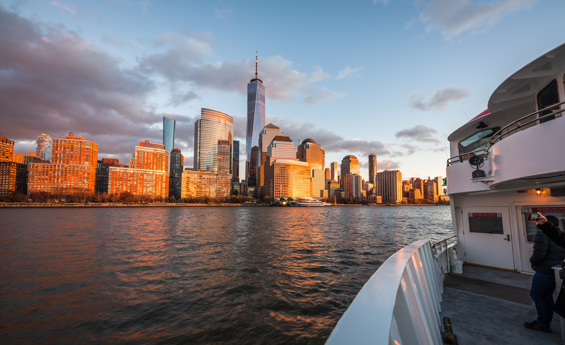 【携程攻略】纽约哈德逊河景点,对于中国人来说,哈德逊河巡游似乎并不