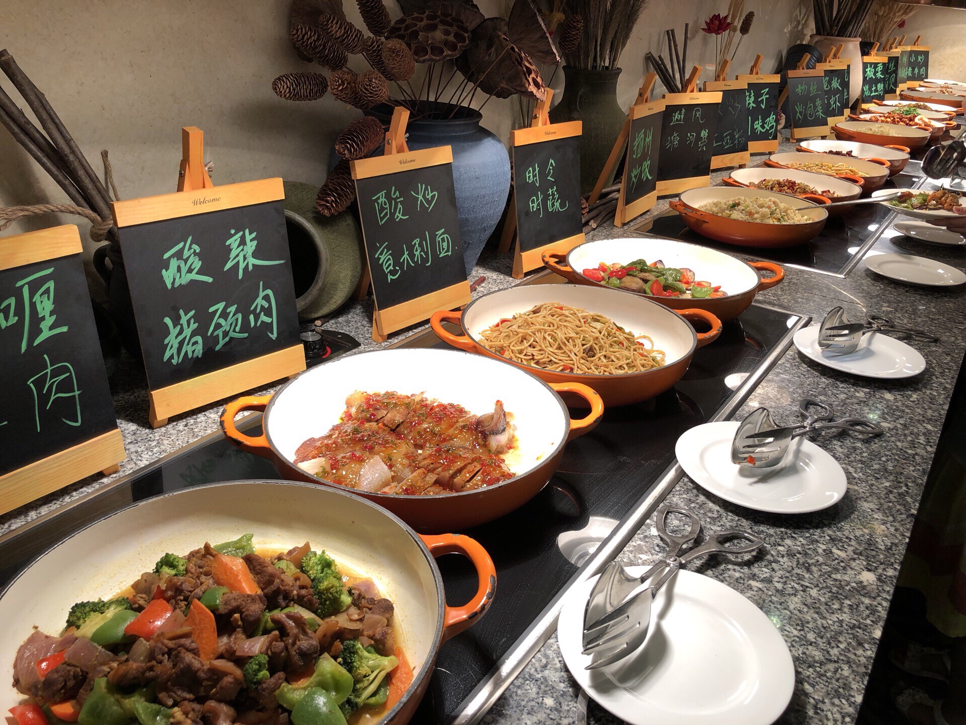 桂林大公馆自助餐厅