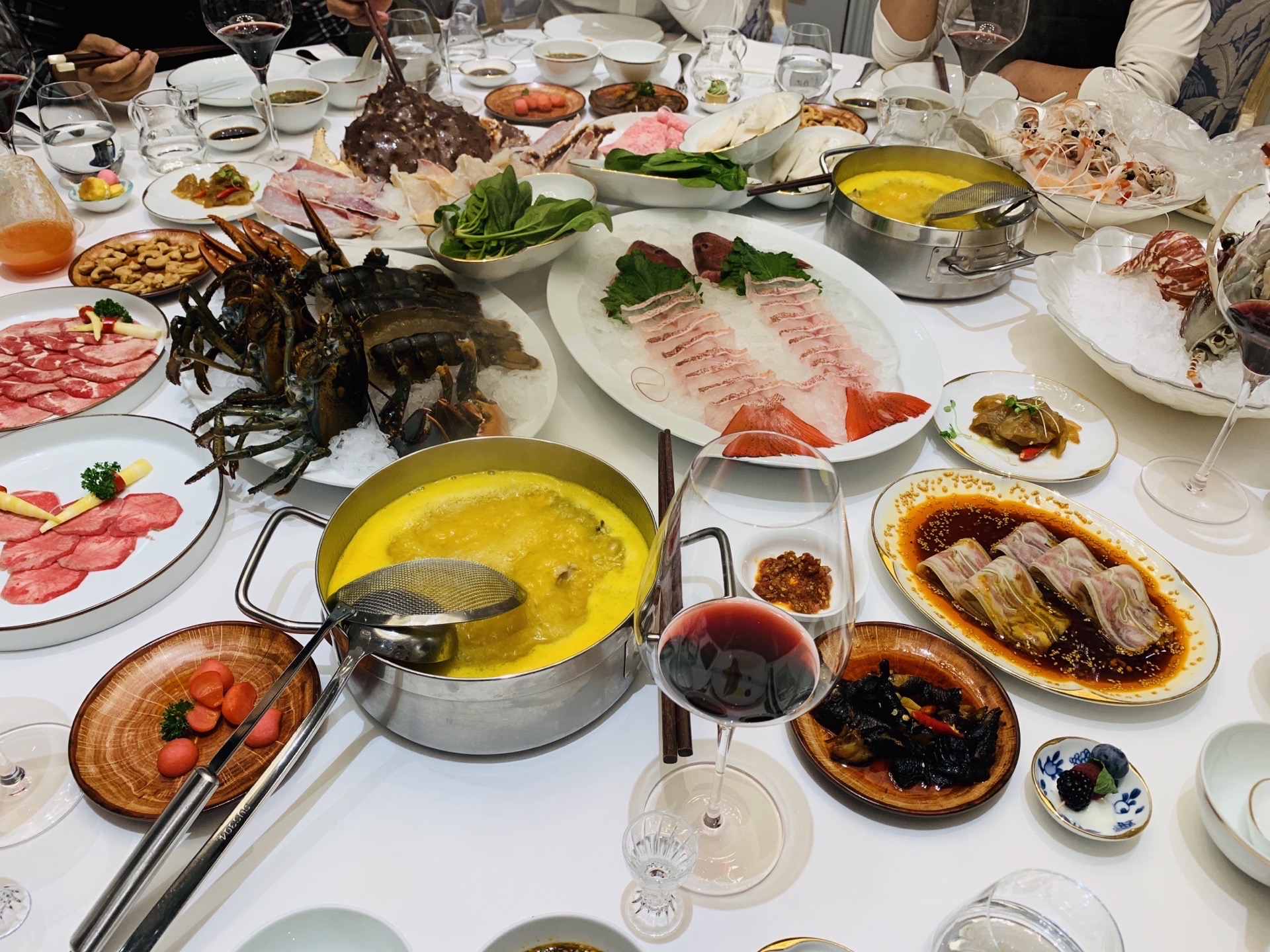 【携程美食林】北京京彩臻品餐厅餐馆,各色海鲜横陈,食材新鲜味美.