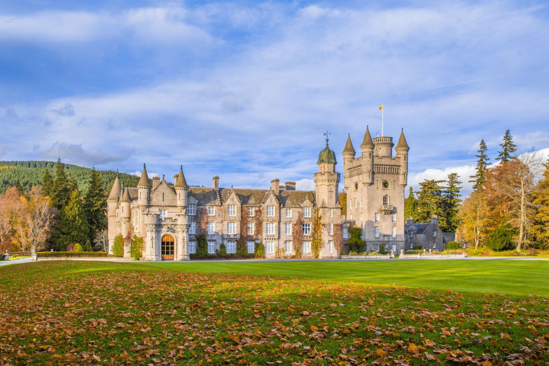 balmoral castle