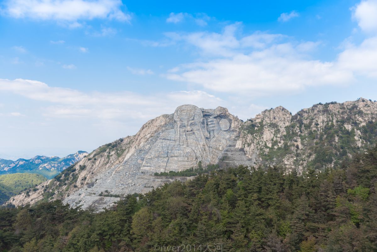 高度是樂山大佛3倍,世界最大山體雕像在山東這座山上
山東沂蒙山