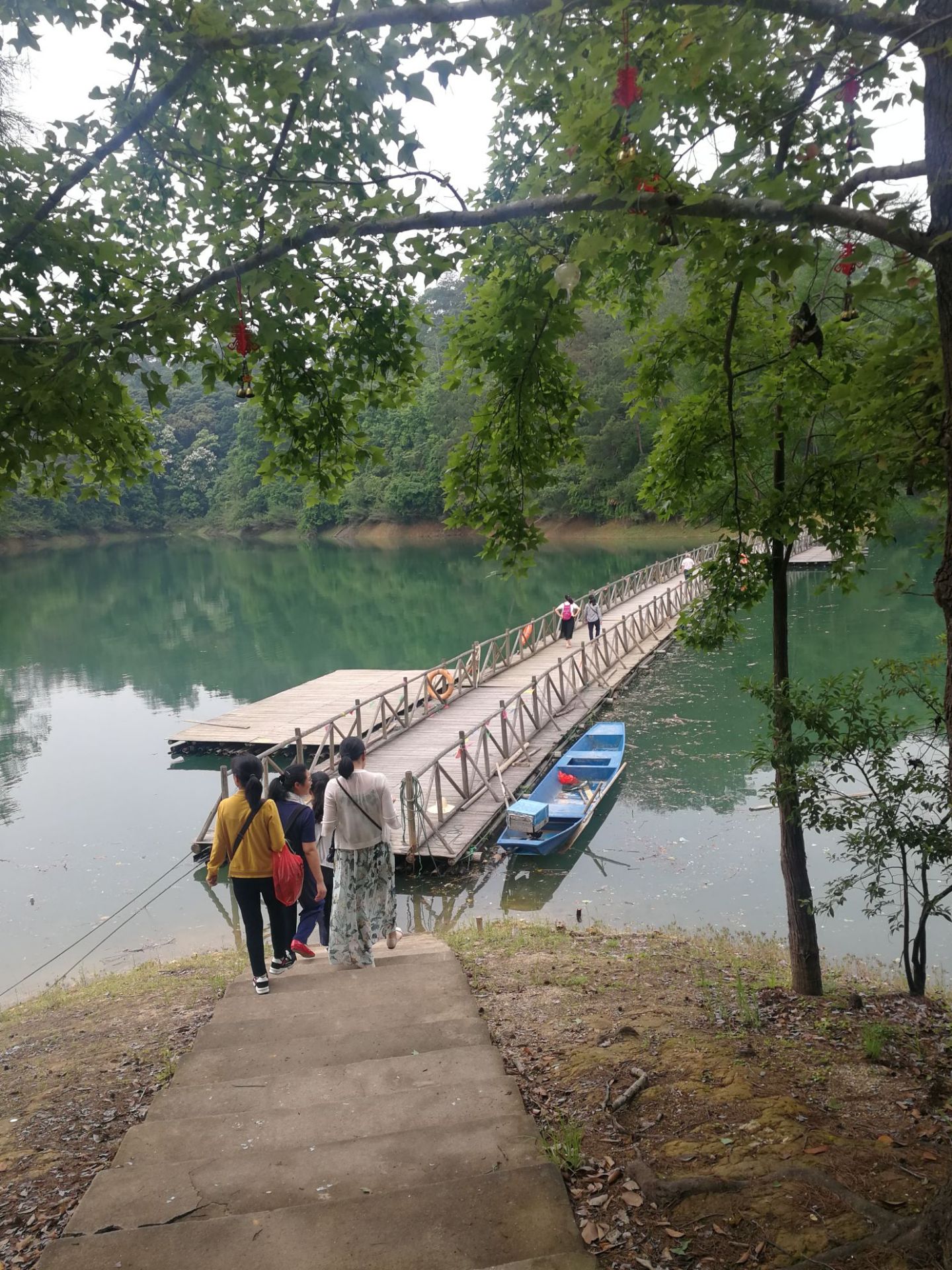 江西陡水湖 直線距離9.8km