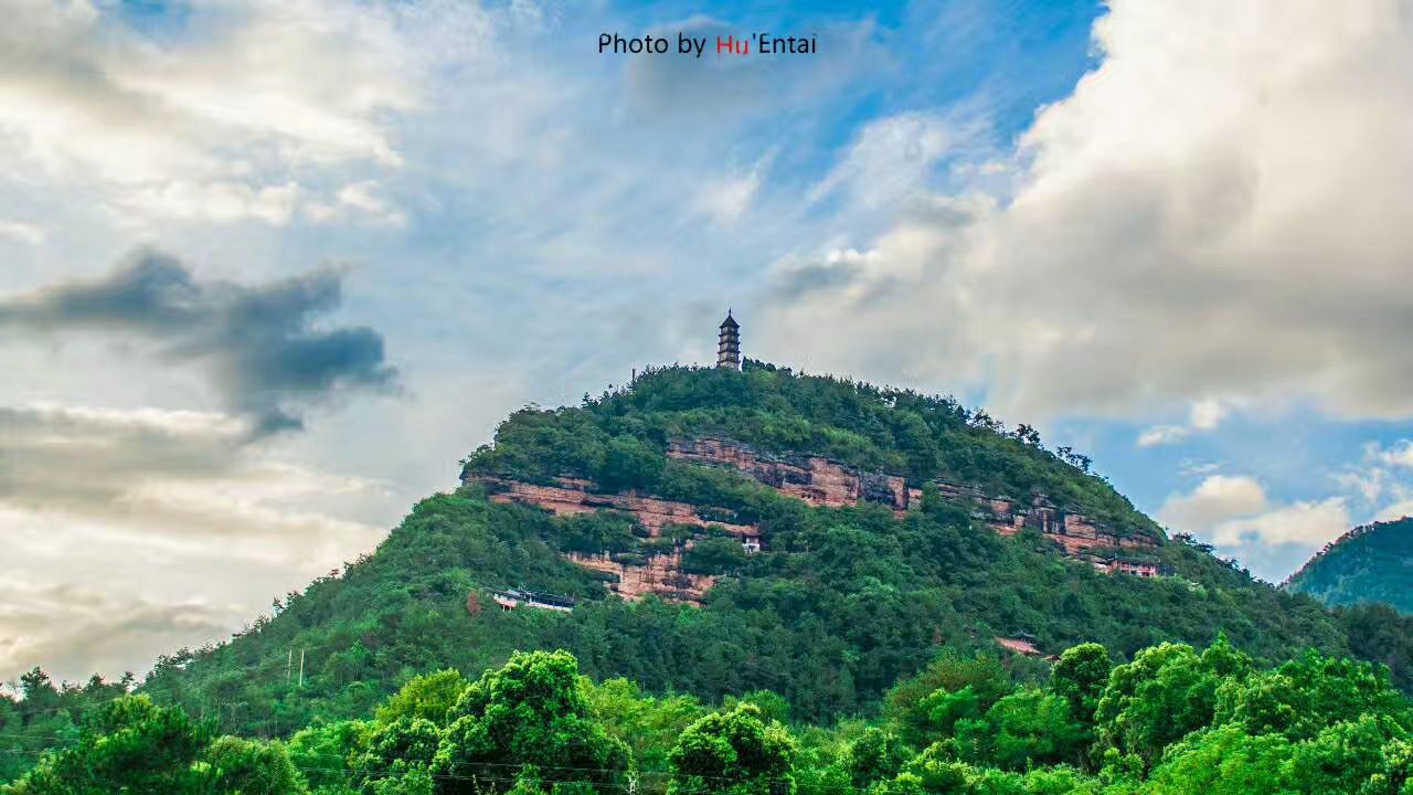 天台赤城山简笔画图片