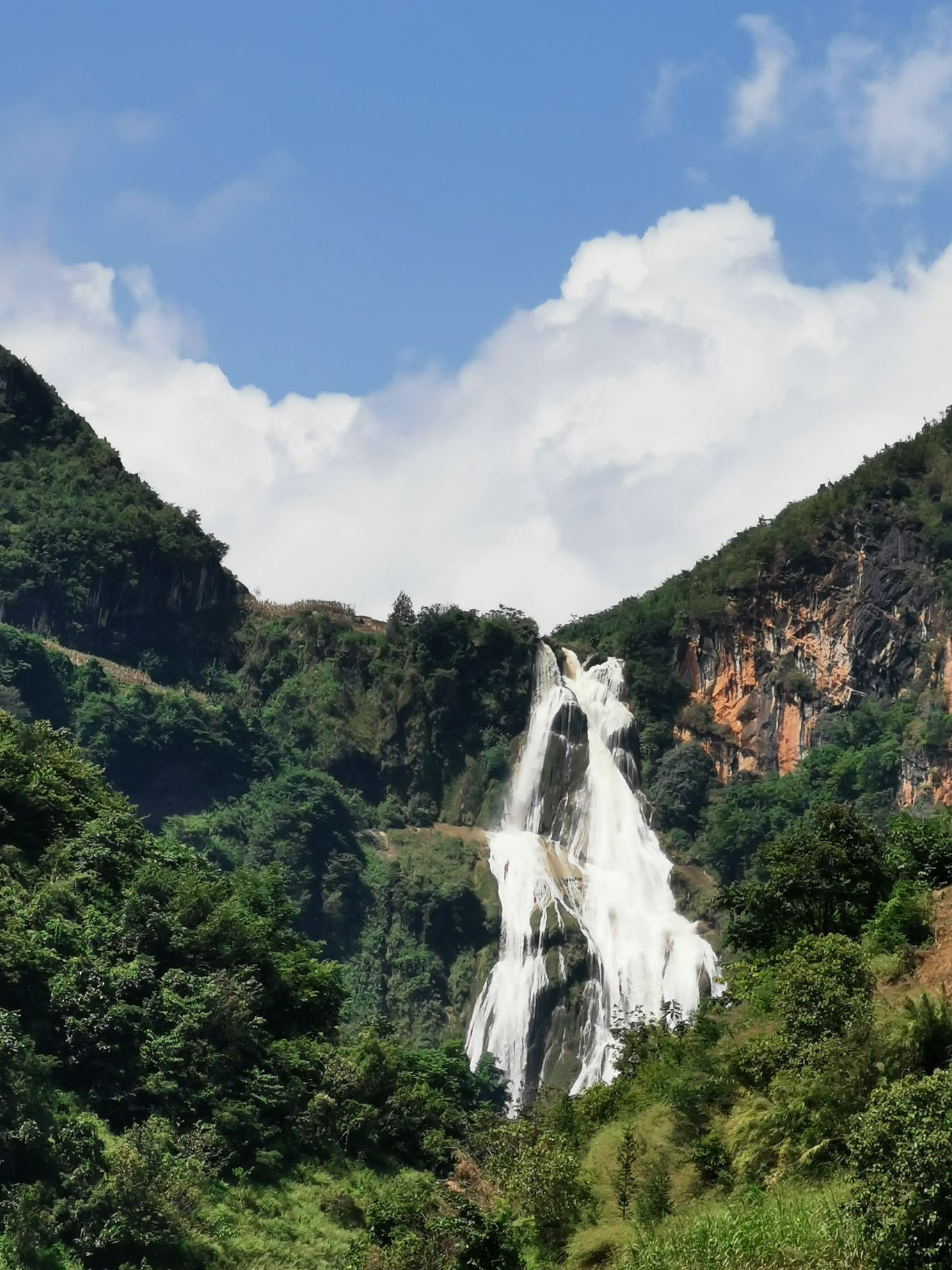 曲靖鲁布革三峡风景区图片