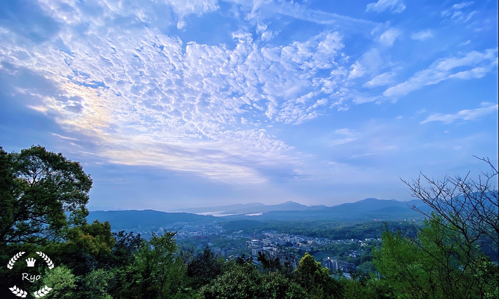 【攜程攻略】杭州十里琅璫景點,杭州三面環山一面城,中間就是世界遺產