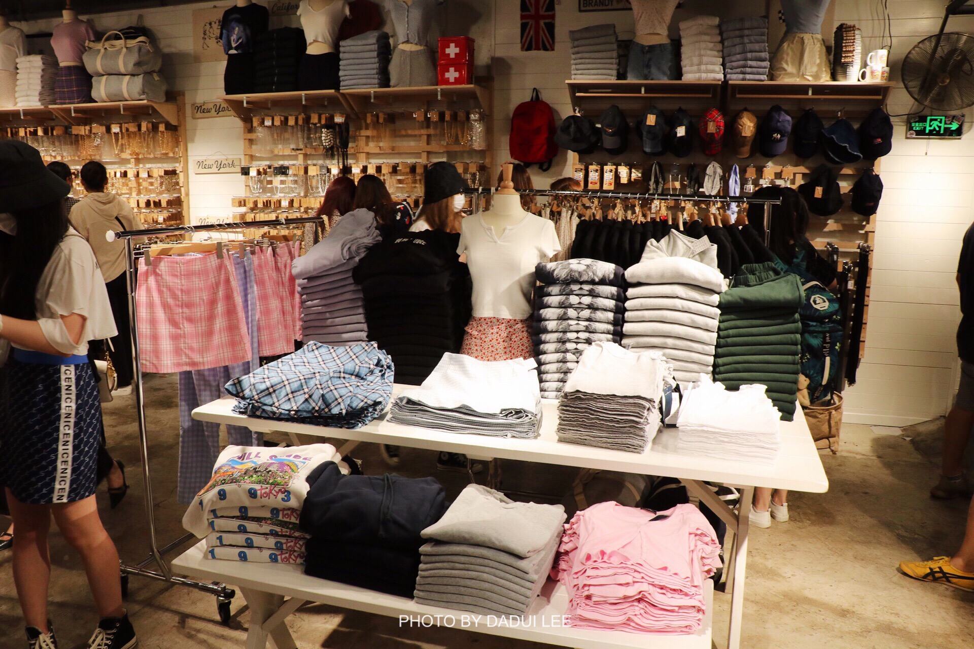 上海Brandy Melville购物攻略,Brandy Melville物中心/地址/电话/营业时间【携程攻略】