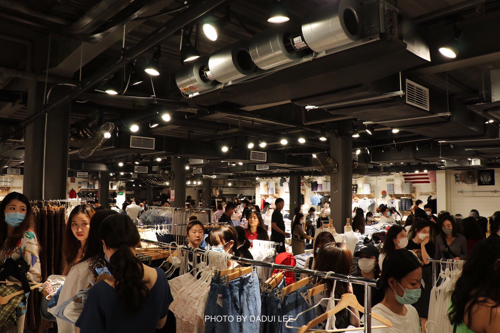 上海Brandy Melville购物攻略,Brandy Melville物中心/地址/电话/营业时间【携程攻略】