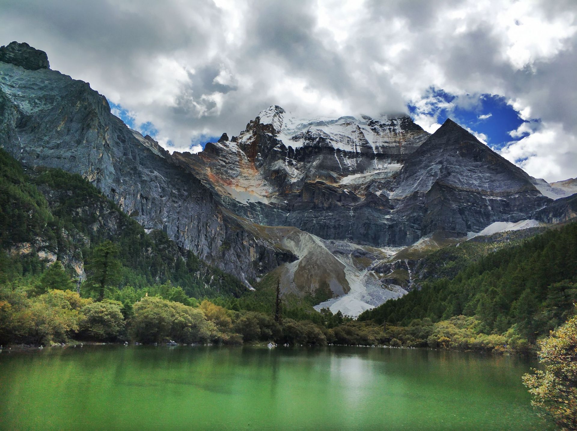 【携程攻略】稻城珍珠海景点,珍珠海稻城亚丁景区里的短线珍珠海,从