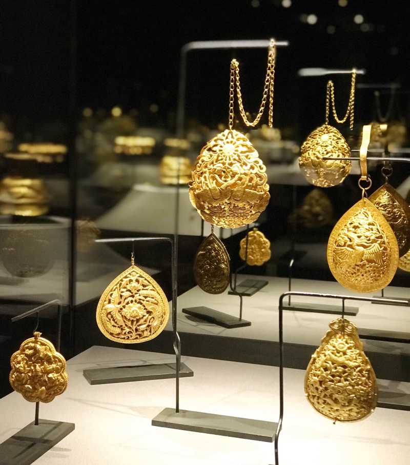 78位于上海中心的37层,是收藏大家马未都创办的私人博物馆.