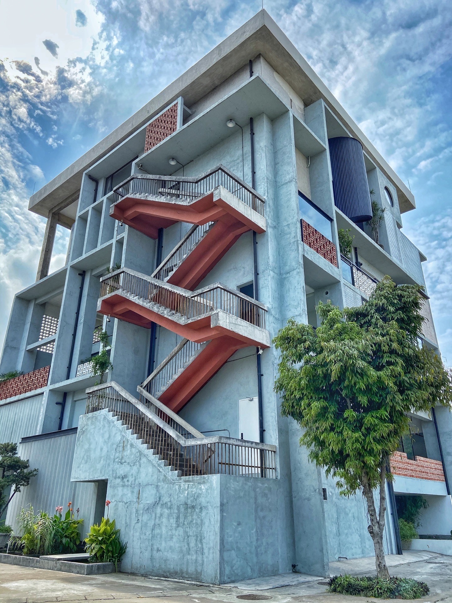 【携程攻略】广州紫泥堂景点,艺术废墟|紫泥堂 紫泥堂创意园,原紫泥