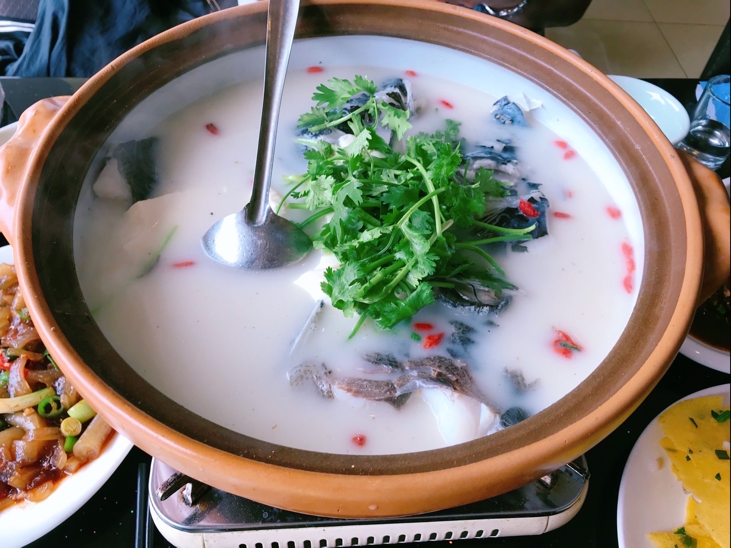 船家鱼头馆·网红打卡餐厅