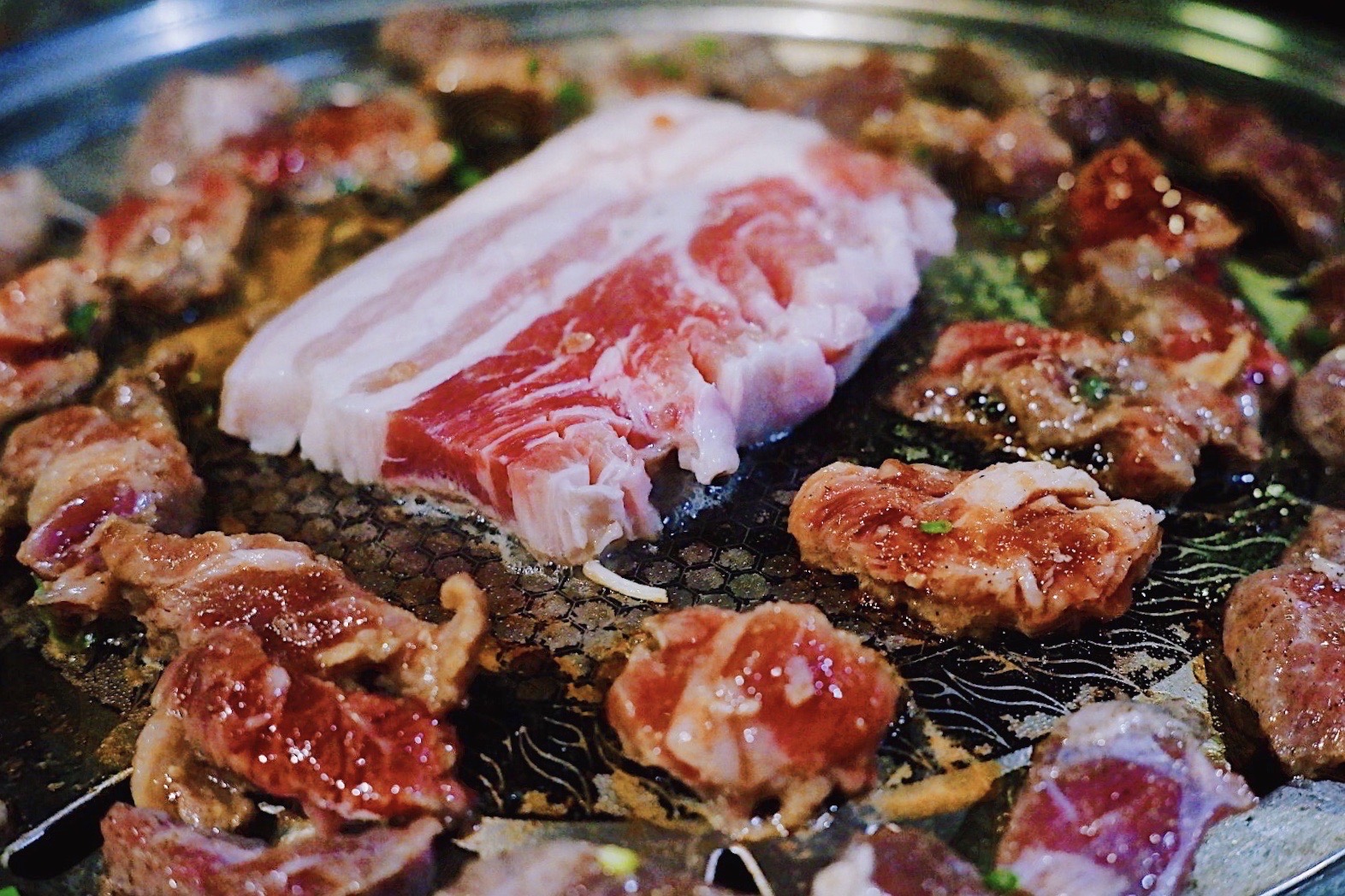 【携程美食林】上海肉多坊木炭烤肉餐馆,88元365天畅吃 花最少的钱吃