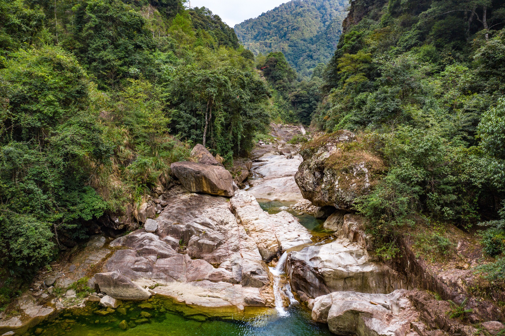 岭南第一高峰图片