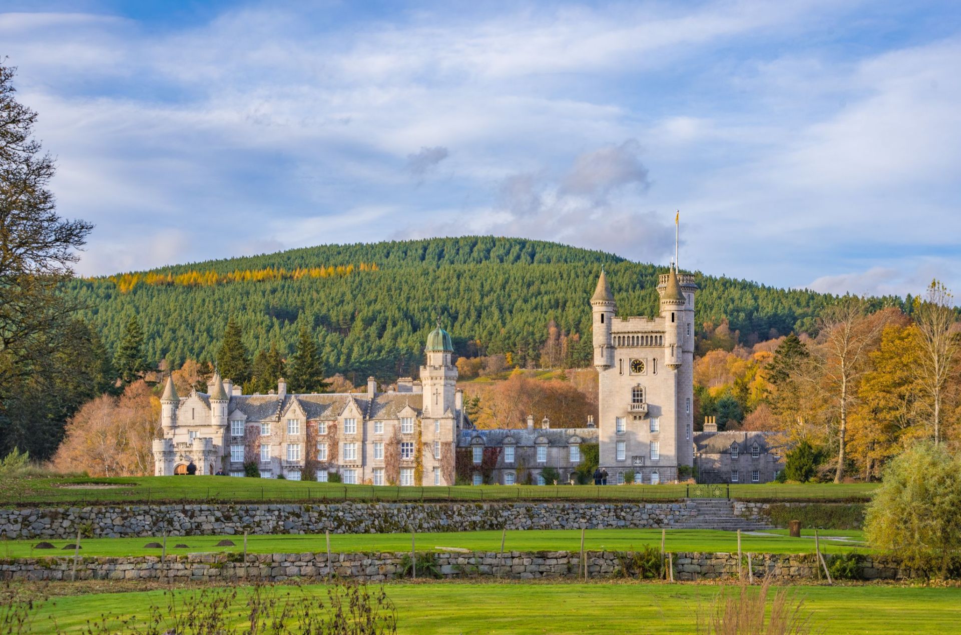 balmoral castle