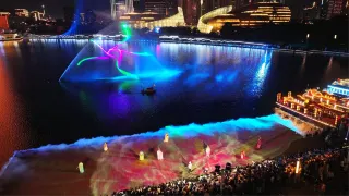 2-Day Zhengzhou Tour: From Big Corn to Henan Museum, exploring urban landscapes and cultural heritage