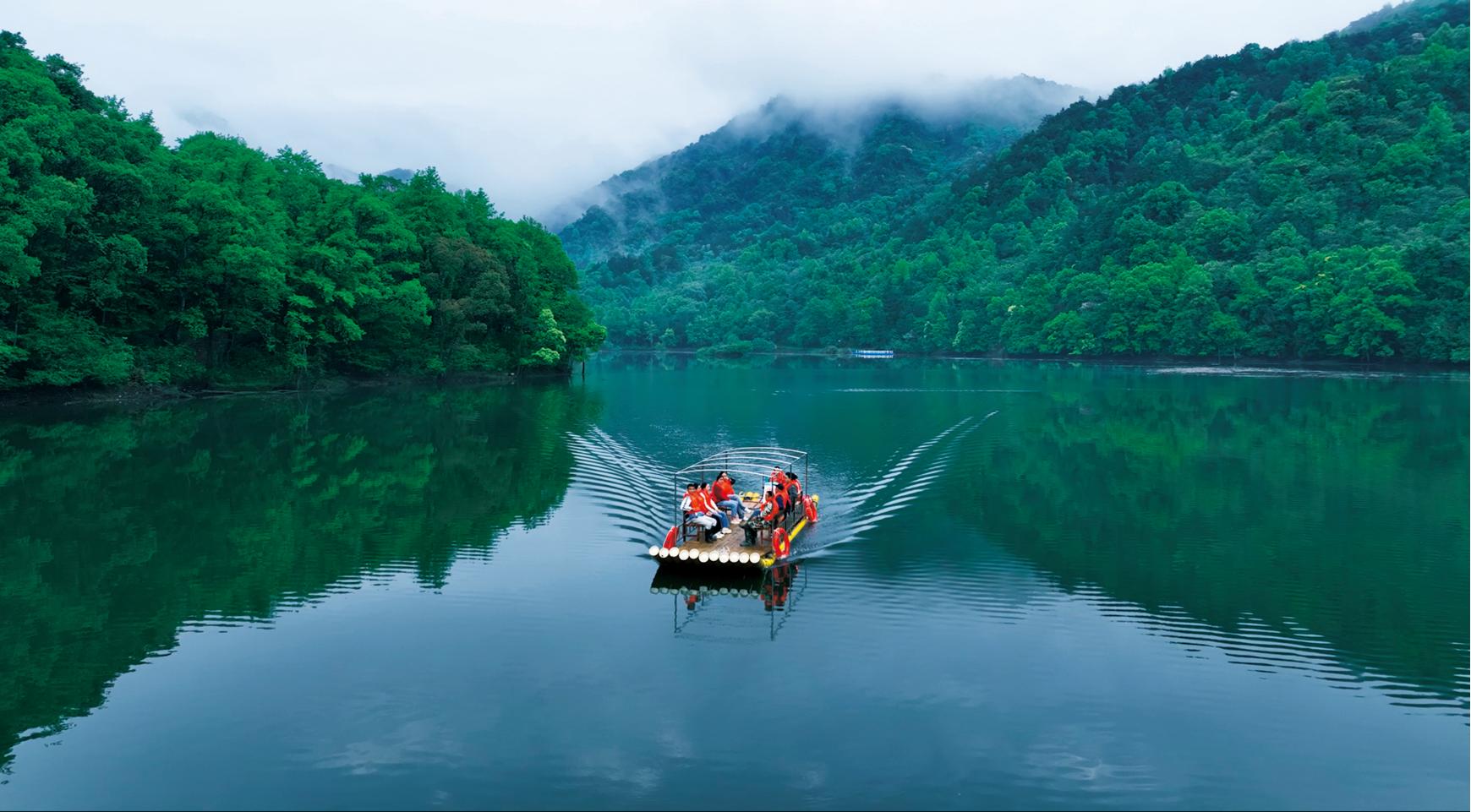 2-Day Yongxiu Tour: Lushan Xihai's scenic beauty, Yulin Old Town's cultural charm