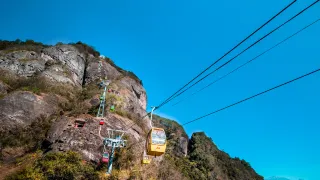2-Day Quanzhou Tour: Tian Lake Reservoir and Ziyuan Tianmen Mountain, Xiangshan Temple and Leigong Pagoda