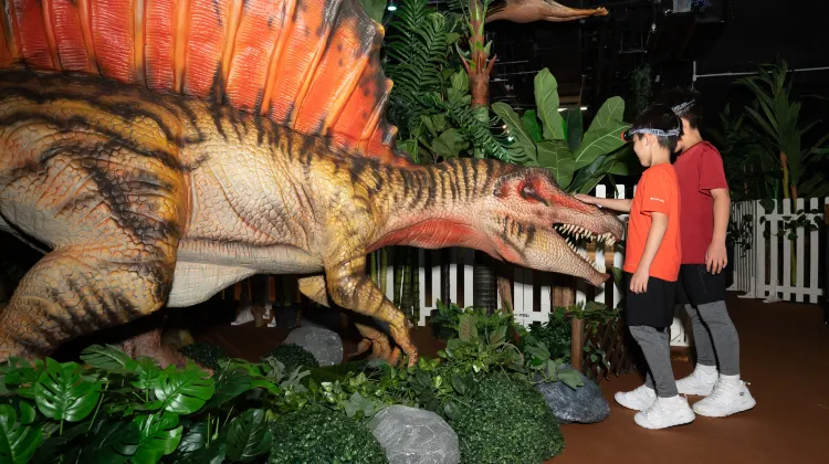 侏羅紀恐龍探險樂園香港站