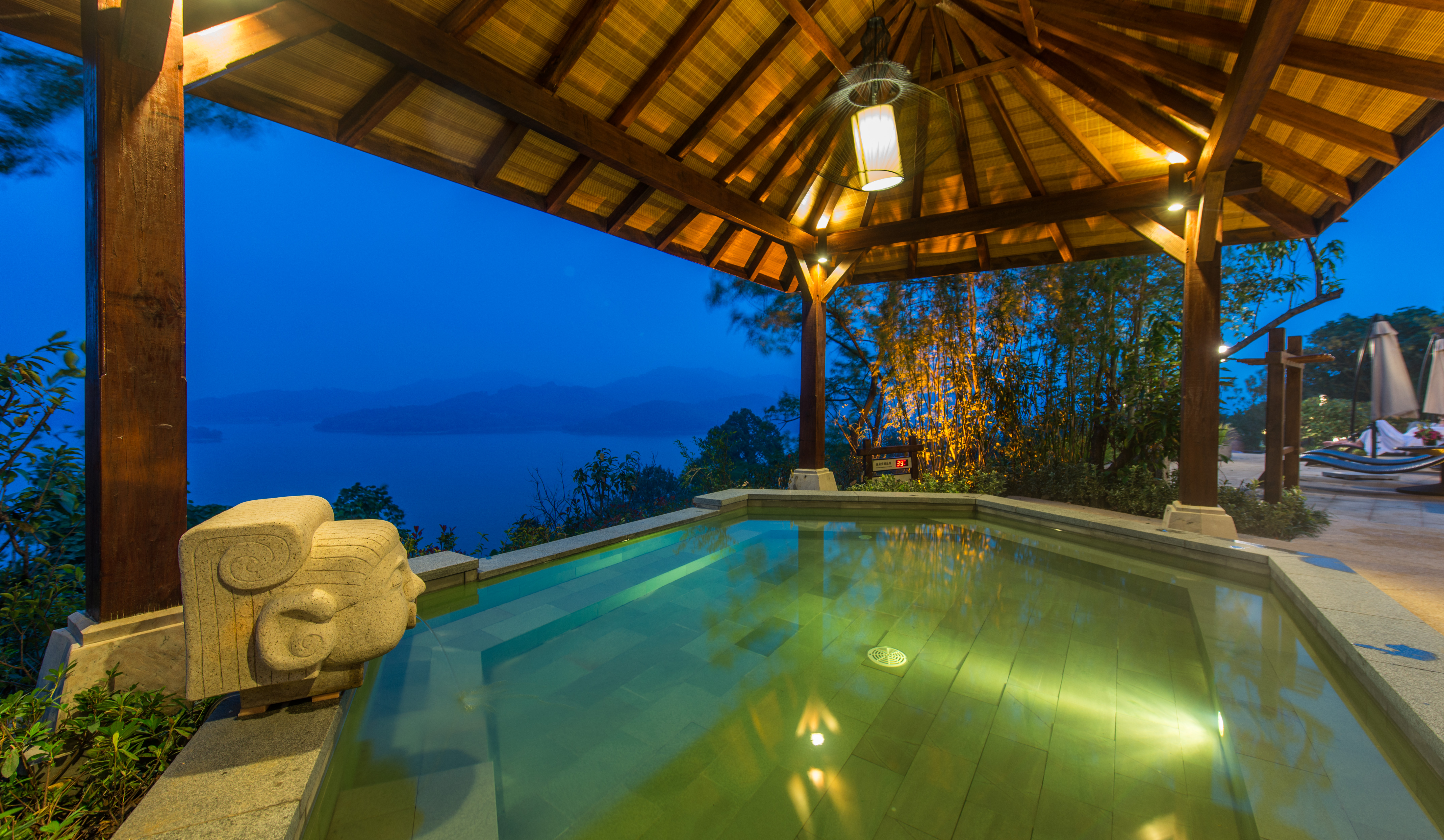 1-Day Tianmu Lake Tour: Comfort of Hantian Spring & Spa, Natural Beauty of Tianmu Lake Park