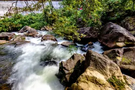 2-Day Qingyuan Tour: Explore the Lianzhou Underground River & Ancient Yaozhai Village