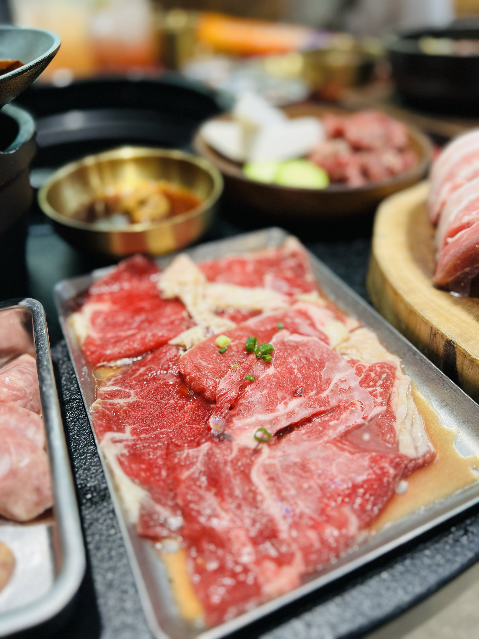 在韩国首尔吃一顿烤肉是一番怎样的体验 - 知乎