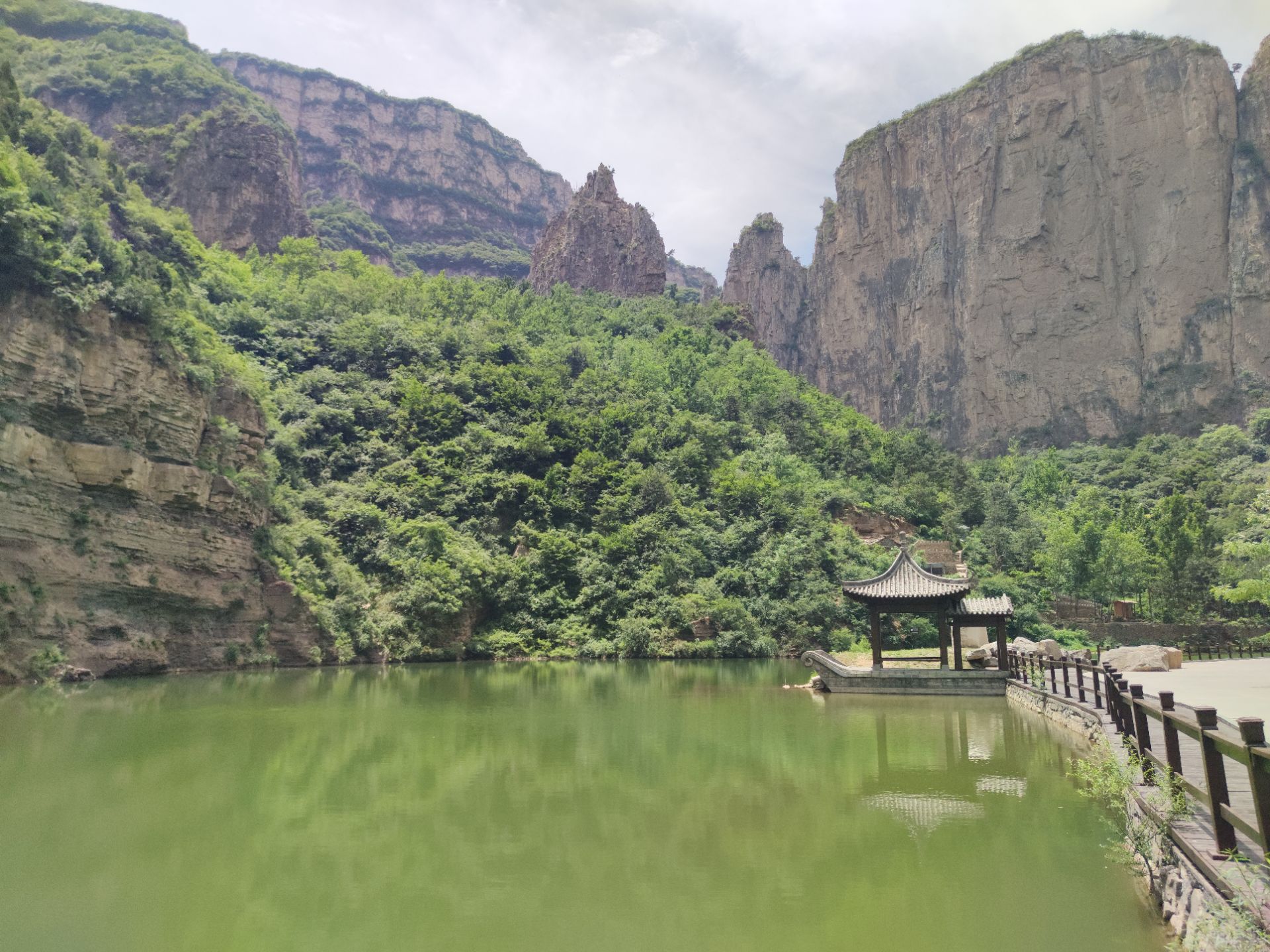 通天峡观景台图片