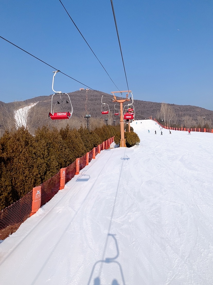 军都山滑雪场