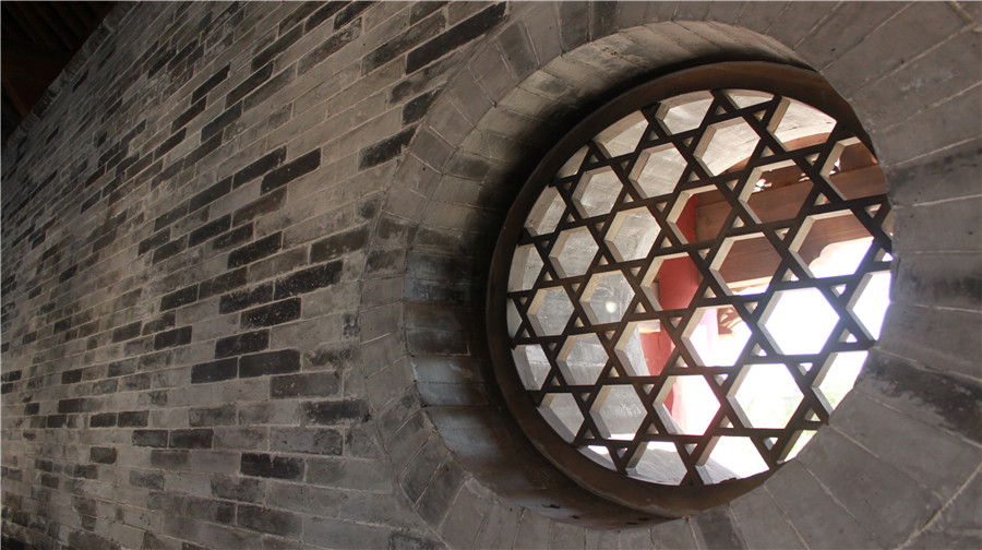 2-Day Haidong Tour: Cultural Experience and Forest Bathing