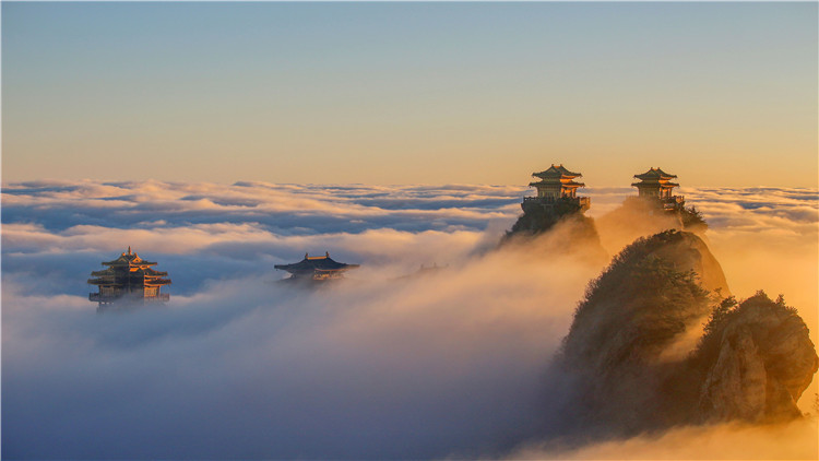 伏牛山主峰