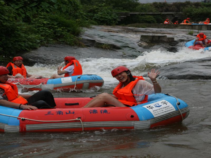 浠水三角山龙潭峡漂流游玩攻略-三角山龙潭峡漂流门票多少钱/价格表