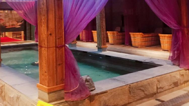 廊坊伊尔假日汤泉攻略-伊尔假日汤泉门票价格多少钱-团购票价预定优惠