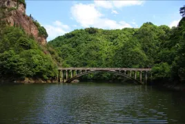 3-Day Pan'an Tour: Explore Wulongxia's Grand Canyon, Tranquil Scenery of Wushi Village