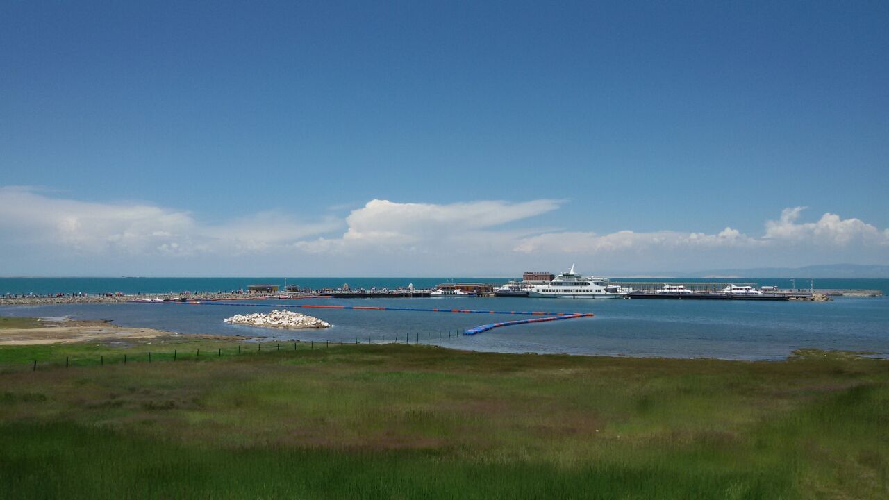 【攜程攻略】西寧青海湖 金銀灘草原 金沙灣 日月山一日遊【贈送舒適