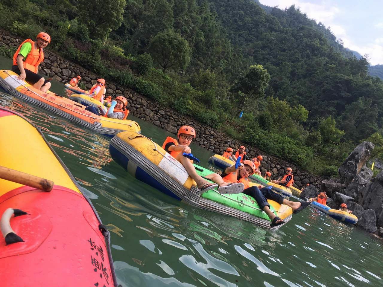 石林仙人谷漂流