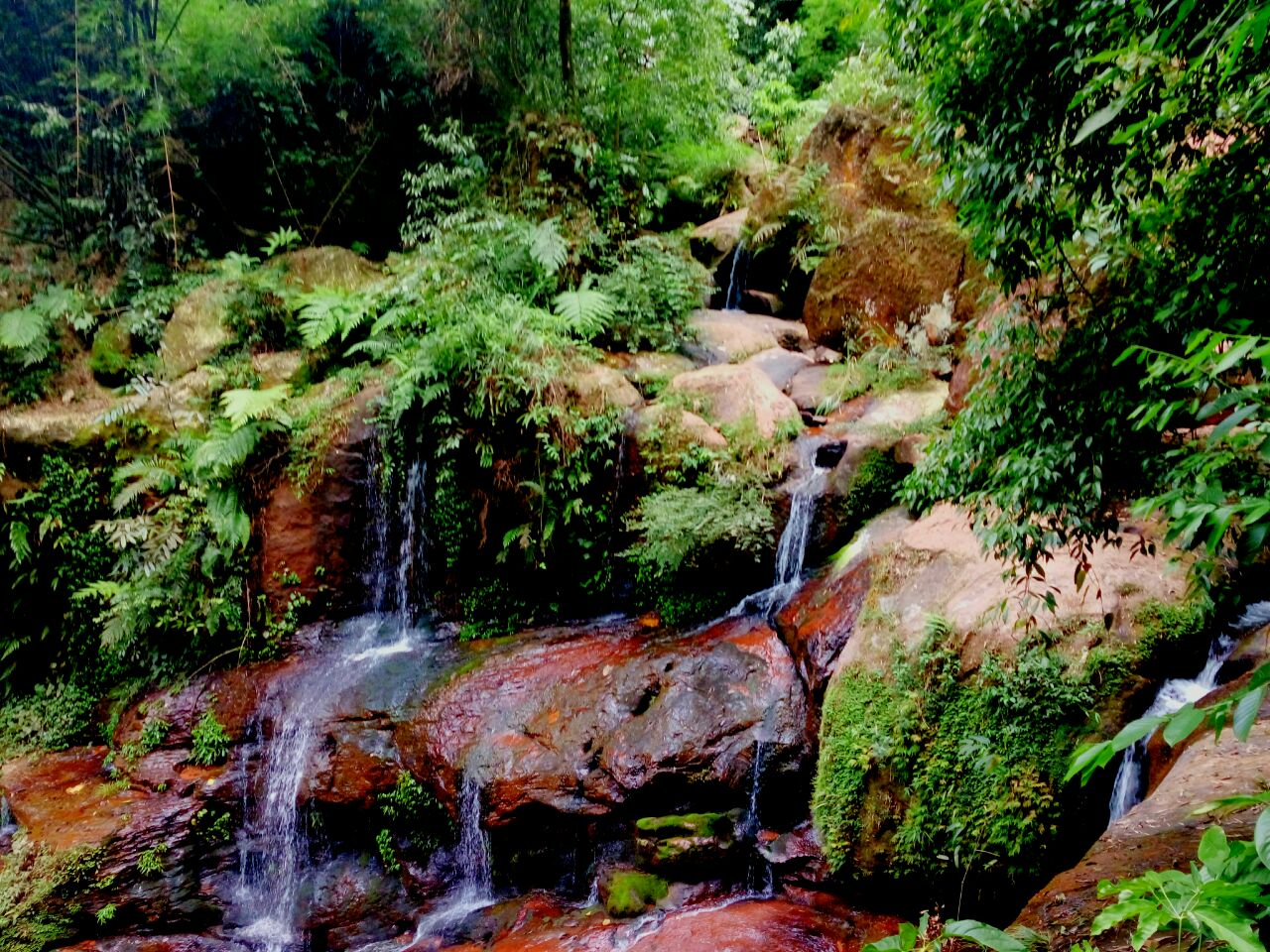 赤水丹霞旅游区·燕子岩