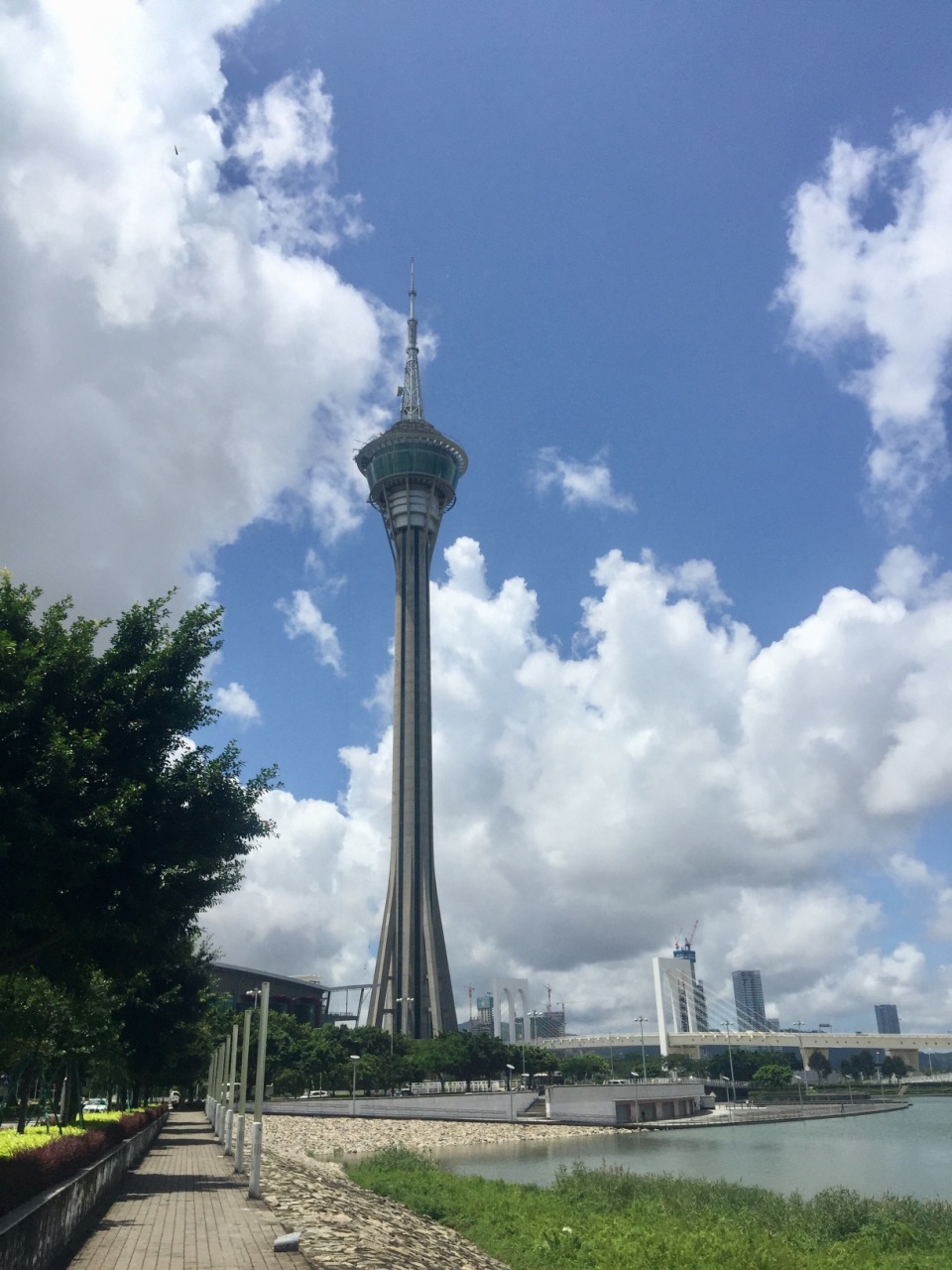 澳门观光塔笨猪跳(蹦极跳)