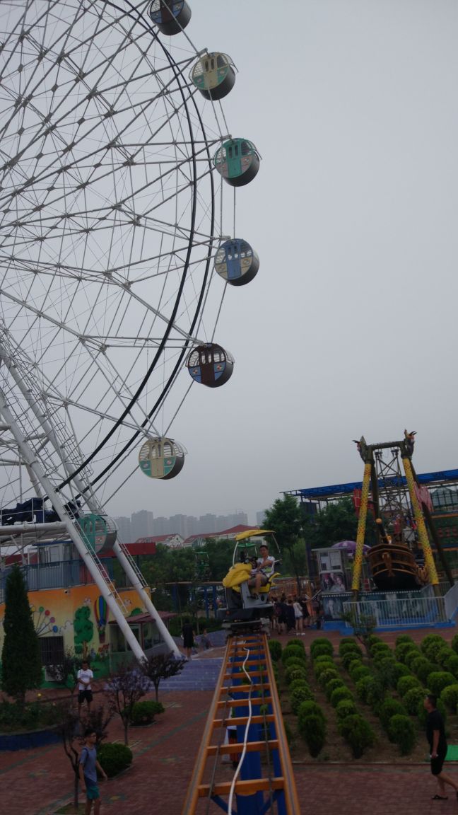 【携程攻略】乳山银滩梦幻王国景点,蛮好玩的,小孩玩的非常开心,如果