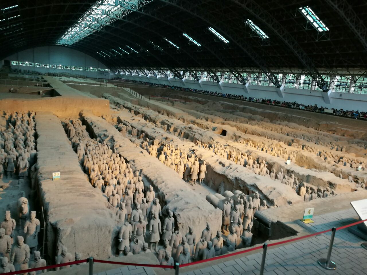 秦始皇兵马俑博物馆 华清宫 半坡博物馆 秦陵地宫一日游【东线全景 赠