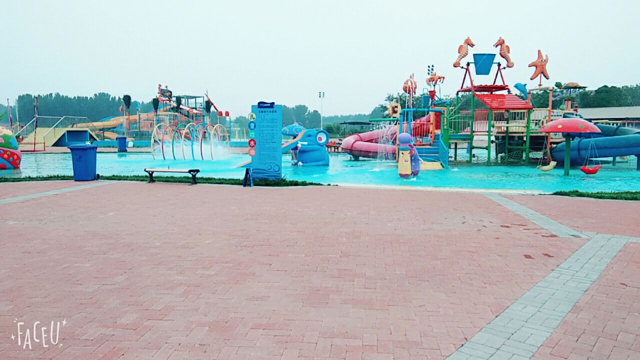 瑞麟湾-欢乐岛水上乐园