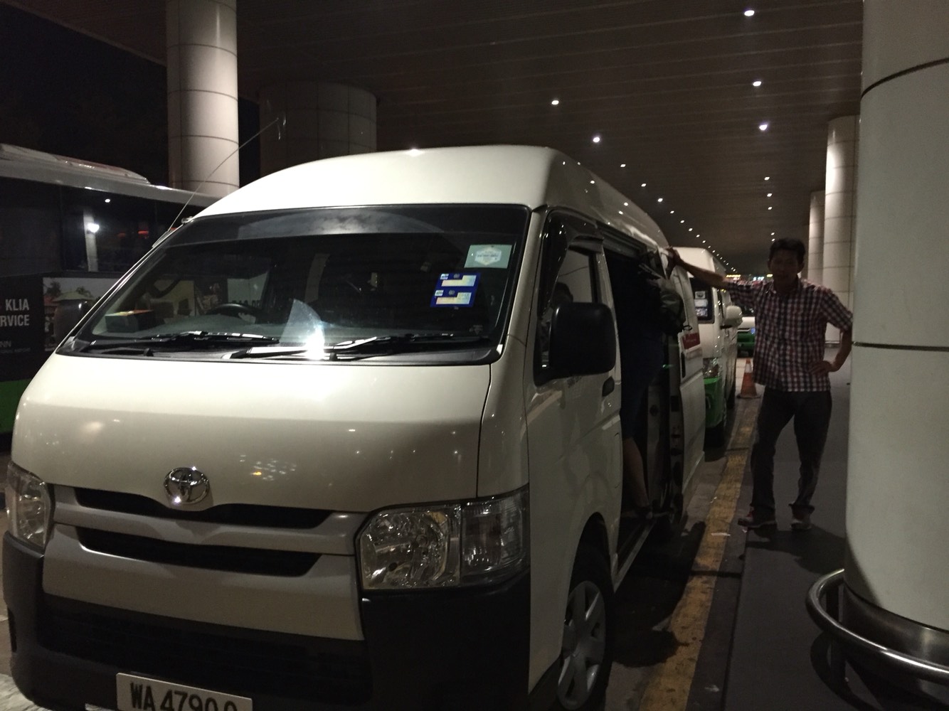 【中文专车 人均低至37元】吉隆坡机场-酒店接送机服务