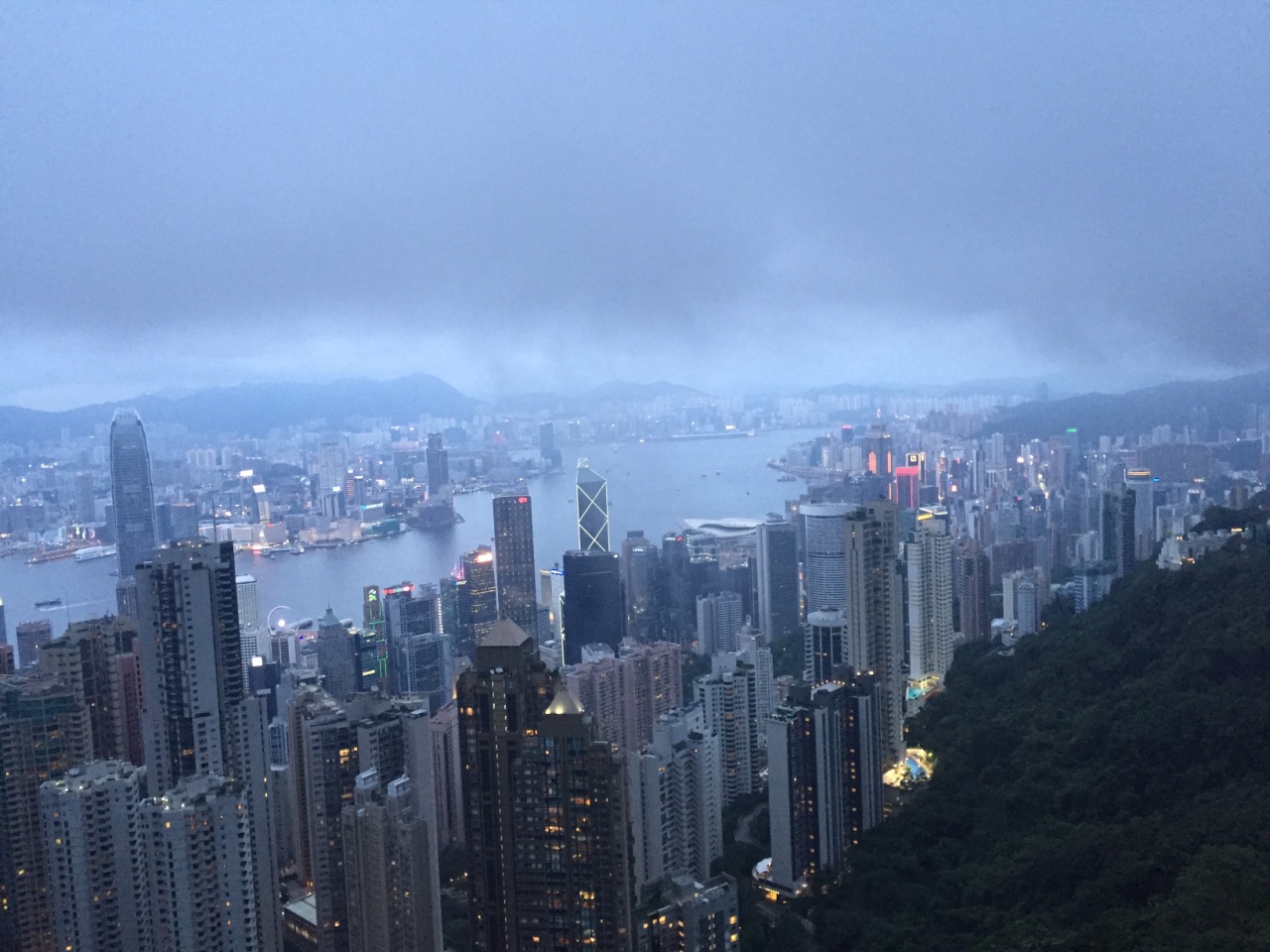 香港太平山頂 凌霄閣半日遊【限時特惠 往返纜車 上山快捷通道】