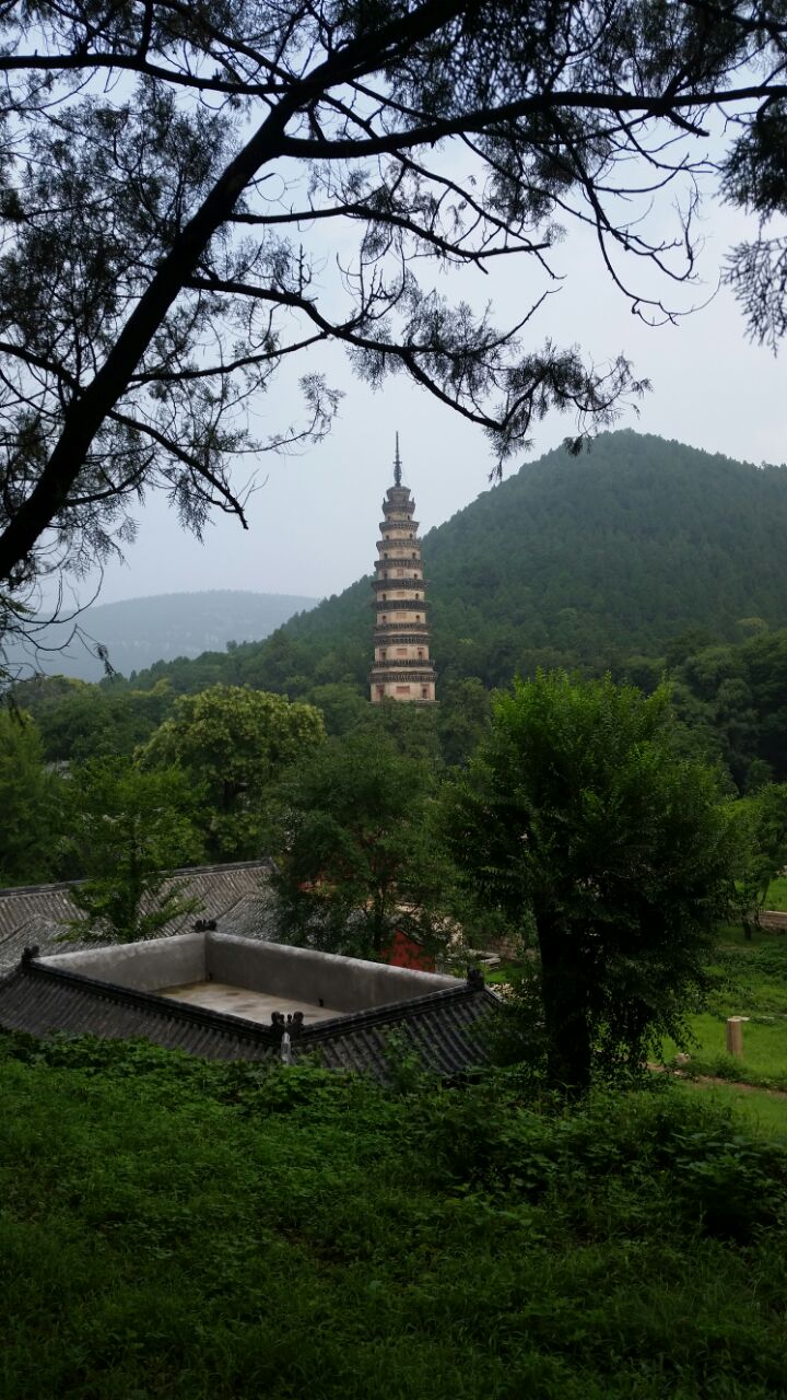 灵岩寺