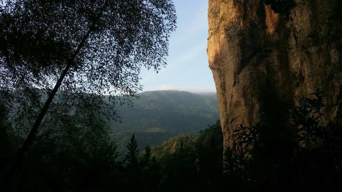 石门洞