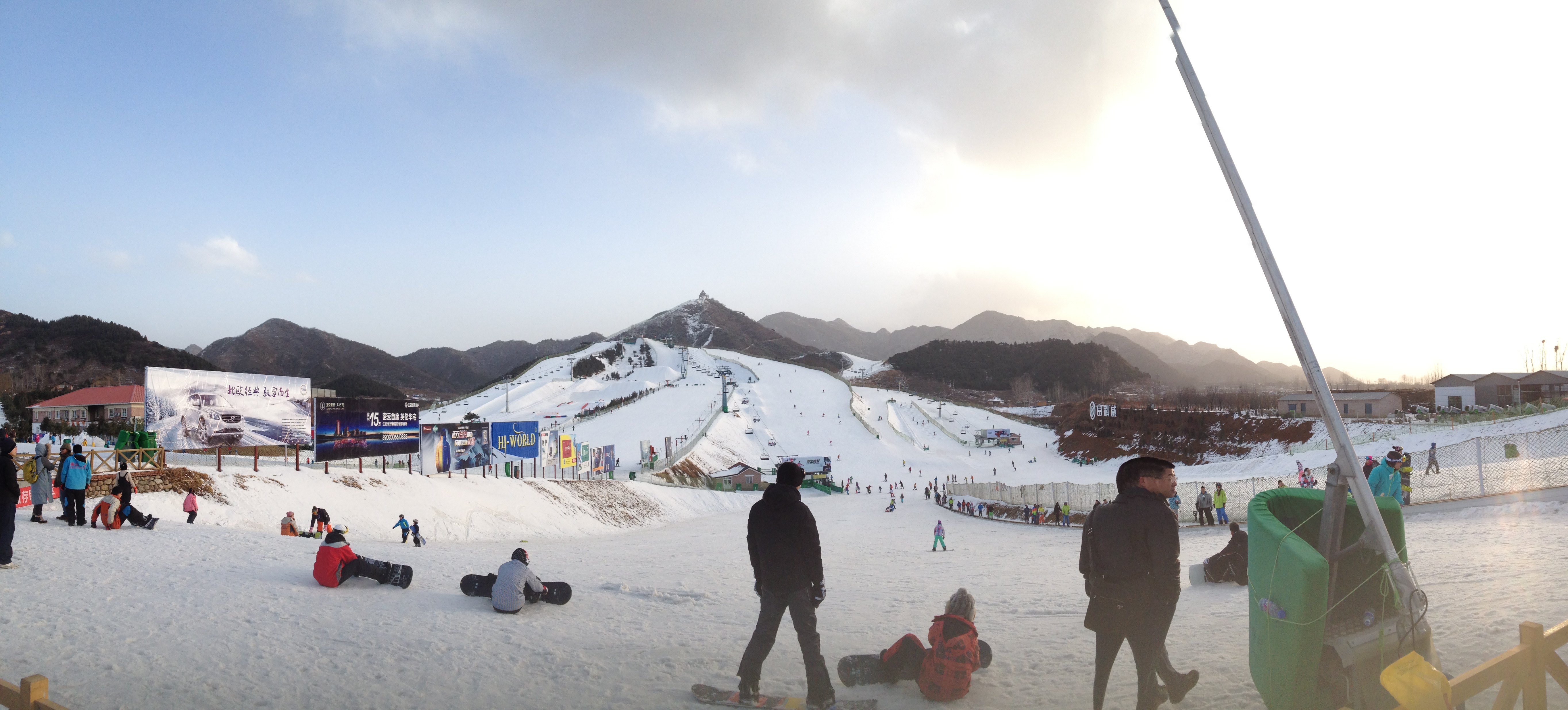 清河南山滑雪场图片