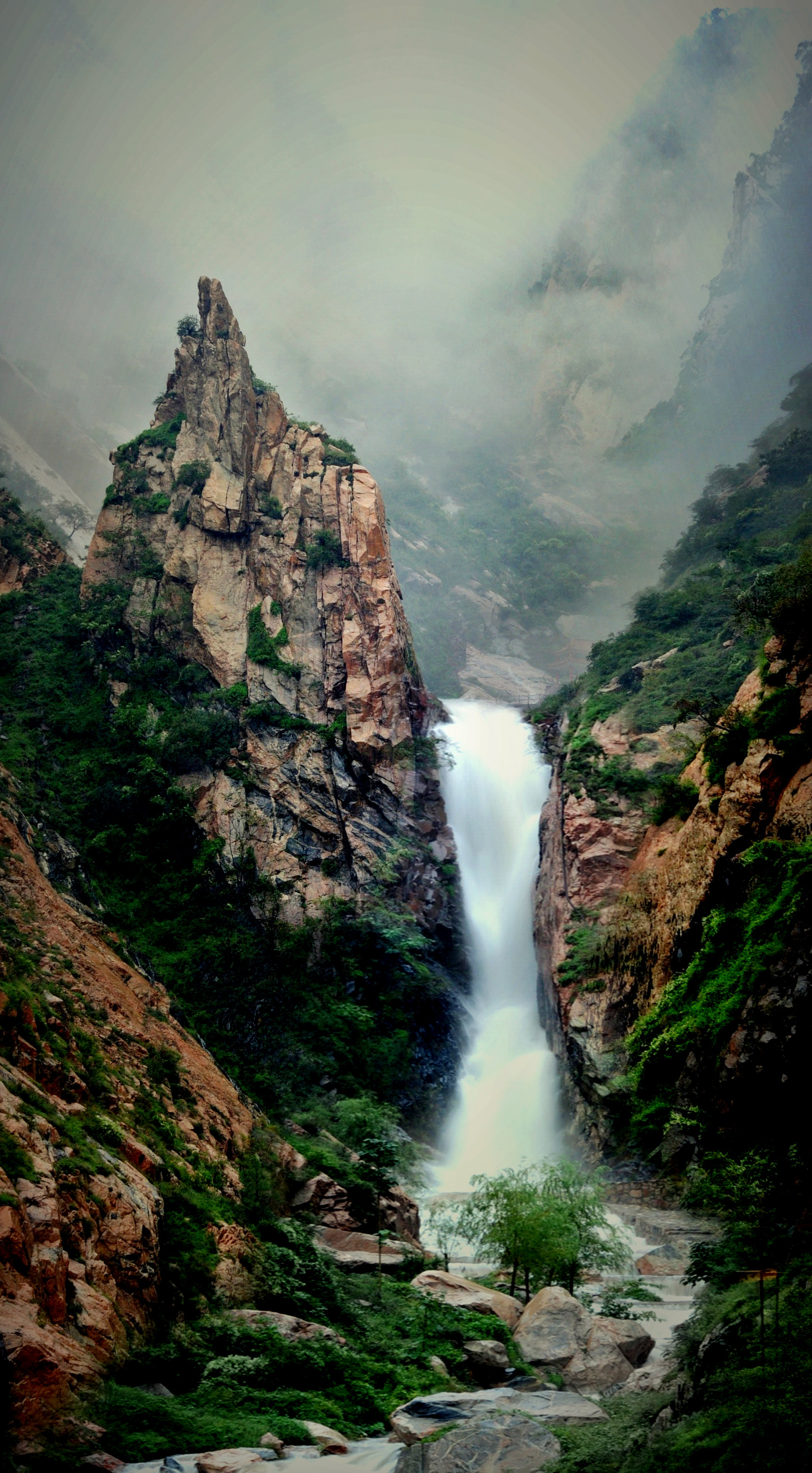 山西神潭大峡谷图片