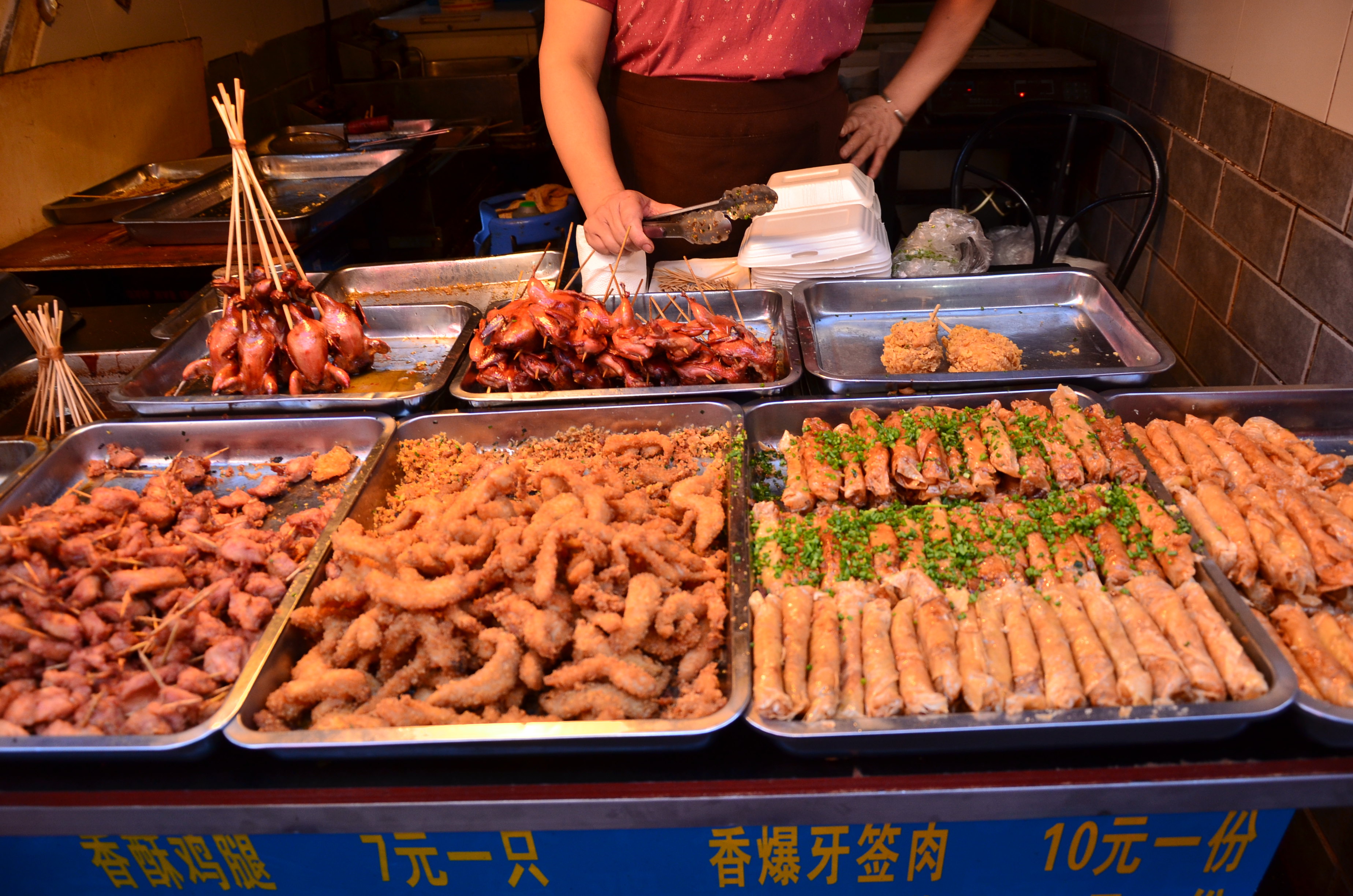 上海七宝老街，千年美食古镇，葱油饼猪蹄海棠糕，阿星吃美味小吃-阿星探店-阿星探店-哔哩哔哩视频