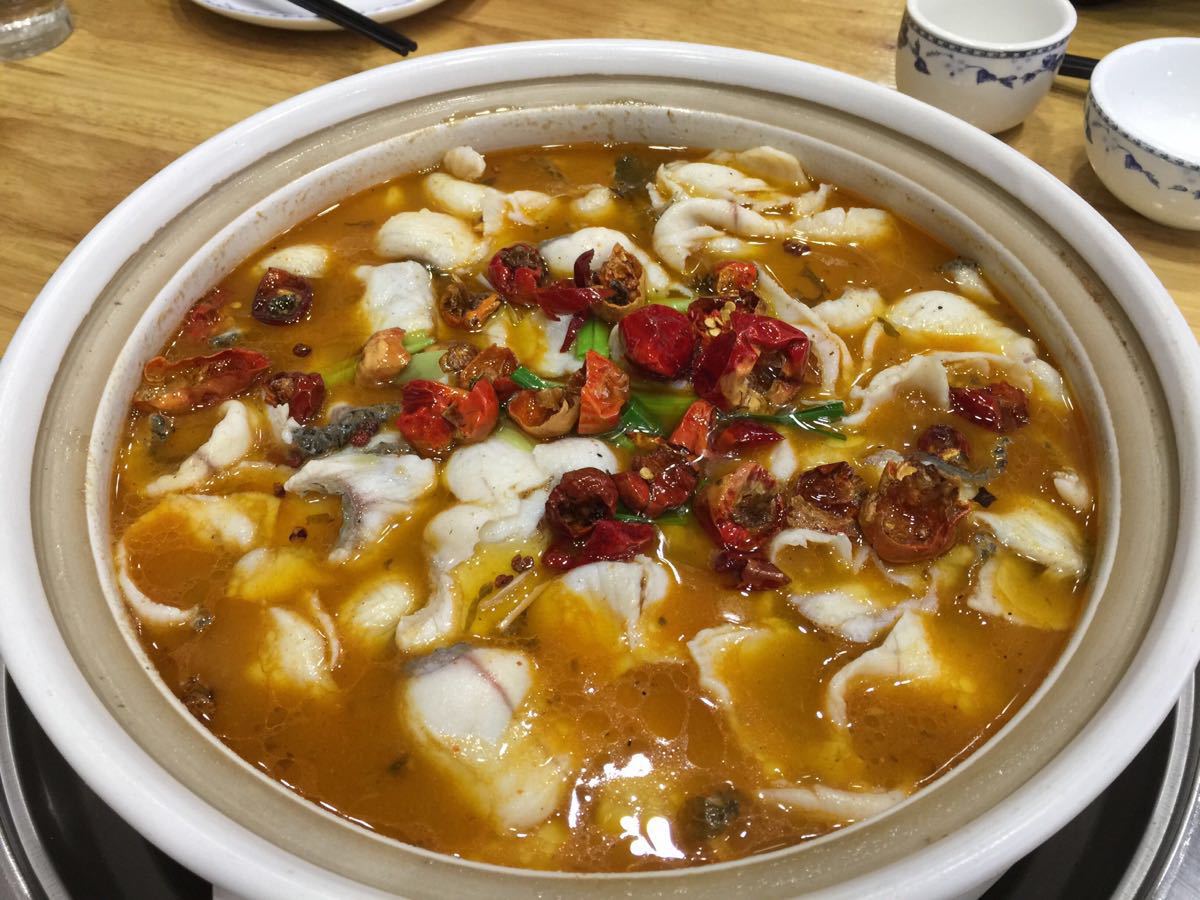 2022百岁我家·酸菜鱼专门店(金沙江路丰庄店)美食餐厅,配几个凉菜,再